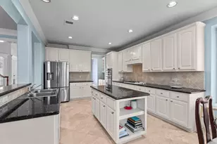 9610 Champions Cove Dr, Spring, TX 77379 - Photo 10
