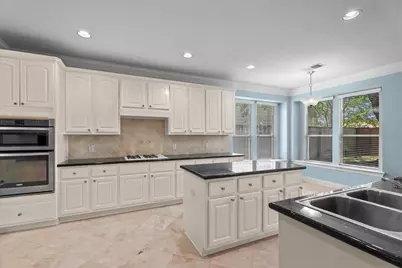 9610 Champions Cove Drive, Spring, TX 77379 - Photo 8