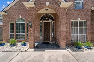 9610 Champions Cove Dr, Spring, TX 77379 - Photo 6