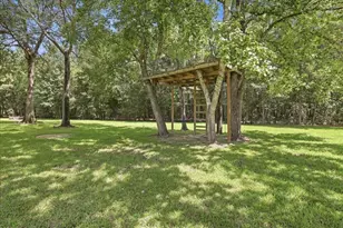 11000 Ashleigh Pl, Beaumont, TX 77705 - Photo 34