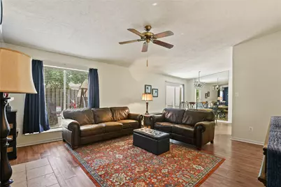 546 Georgetown Street #4, Beaumont, TX 77707 - Photo 4