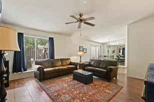 546 Georgetown St, Beaumont, TX 77707 - Photo 4