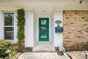 9534 Beverly Hill St, Houston, TX 77063 - Photo 8