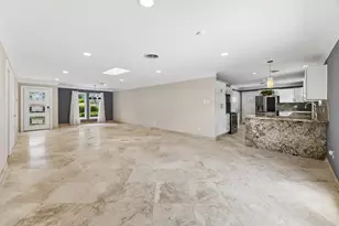 9534 Beverly Hill St, Houston, TX 77063 - Photo 2