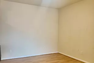 8100 Cambridge St, Houston, TX 77054 - Photo 8