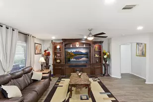 1821 Majestic Oak Dr, Pearland, TX 77581 - Photo 22