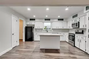 1905 County Rd 235, Alvin, TX 77511 - Photo 8