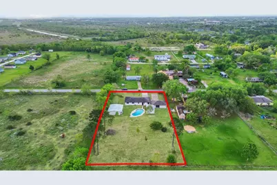 1905 County Road 235, Alvin, TX 77511 - Photo 32