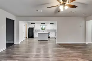 1905 County Rd 235, Alvin, TX 77511 - Photo 18