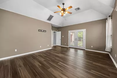 25993 N Royal Emerald Ln, Kingwood, TX 77339 - Photo 14