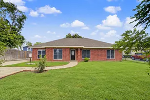 1411 1/2 Guadalupe St, Stafford, TX 77477 - Photo 1