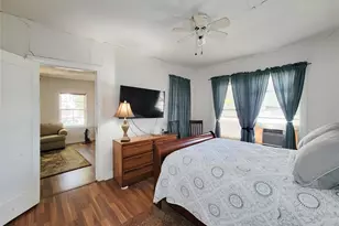1574 Godwin St, Houston, TX 77023 - Photo 20