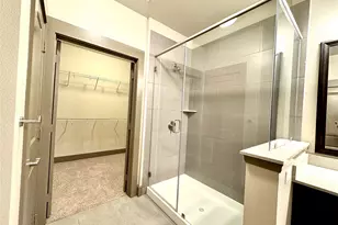 2033 S Gessner Rd, Houston, TX 77063 - Photo 6