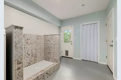 5127 Maple Street, Bellaire, TX 77401 - Photo 16