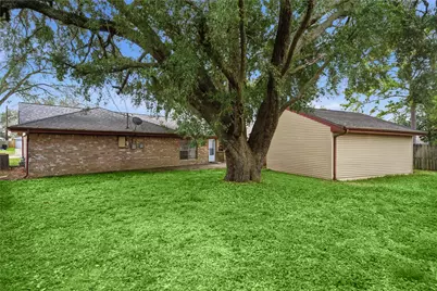 8307 Coastway Lane, Houston, TX 77075 - Photo 28