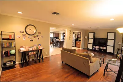 5215 Sanford Road, Houston, TX 77035 - Photo 2