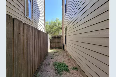 2904 Chenevert Street #F, Houston, TX 77004 - Photo 48