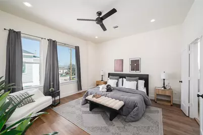 8912 Knoll Branch Drive, Houston, TX 77080 - Photo 14