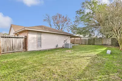 7214 Dogwood Trail Drive, Humble, TX 77346 - Photo 10
