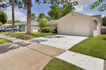 17131 Quail Park, Missouri City, TX 77489 - Photo 2