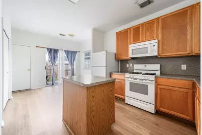 6162 Settlers Lake Circle E, Katy, TX 77449 - Photo 8