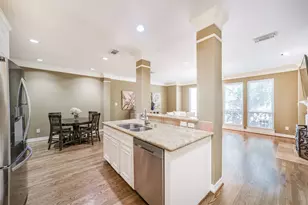 227 McGowen St, Houston, TX 77006 - Photo 12