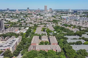 227 McGowen St, Houston, TX 77006 - Photo 28