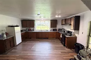 20 Joyce Rd, Cleveland, TX 77328 - Photo 14