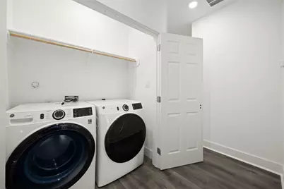 4104 Falls St, Houston, TX 77026 - Photo 14