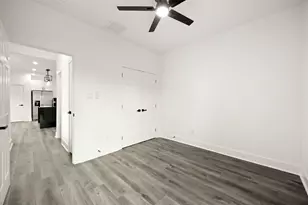4104 Falls St, Houston, TX 77026 - Photo 8