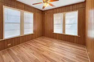 430 W Water St, Jasper, TX 75951 - Photo 18