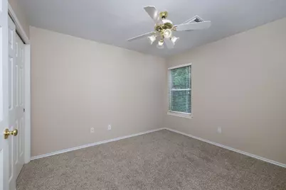 18 Tallow Hill Place, The Woodlands, TX 77382 - Photo 16