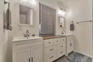 807 Paradise Ln, Montgomery, TX 77356 - Photo 20