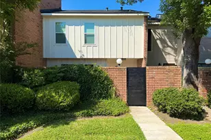 71 Cayenne Common, Lake Jackson, TX 77566 - Photo 46