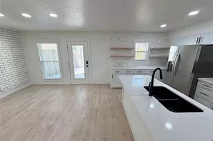 71 Cayenne Common, Lake Jackson, TX 77566 - Photo 10