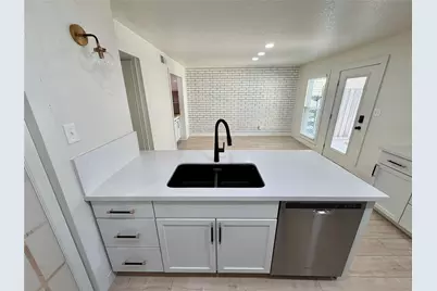 71 Cayenne Common, Lake Jackson, TX 77566 - Photo 14