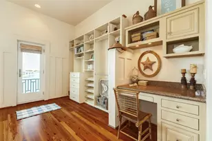 1406 17th St, Port Bolivar, TX 77650 - Photo 42