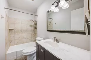 8229 Kingsbrook Rd, Houston, TX 77024 - Photo 26