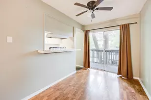 8229 Kingsbrook Rd, Houston, TX 77024 - Photo 14