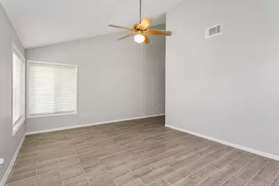 2015 Braesmeadow Lane, Sugar Land, TX 77479 - Photo 20