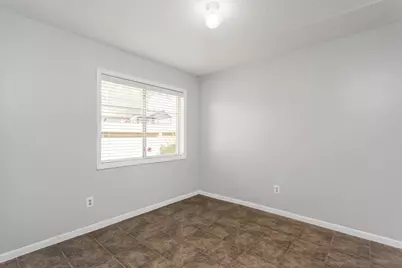 2015 Braesmeadow Lane, Sugar Land, TX 77479 - Photo 16