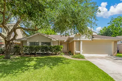 2015 Braesmeadow Lane, Sugar Land, TX 77479 - Photo 1