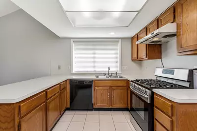 2015 Braesmeadow Lane, Sugar Land, TX 77479 - Photo 8