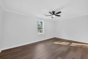 10594 Rustling Oaks Dr, Conroe, TX 77303 - Photo 18