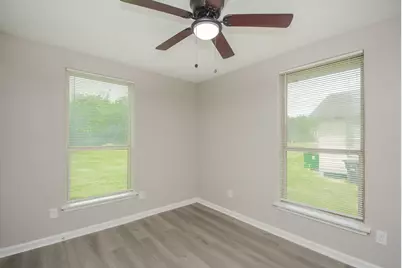 6014 Collingsworth Street #2, Houston, TX 77026 - Photo 10