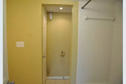 3754 Tanglewilde Street #C16, Houston, TX 77063 - Photo 26