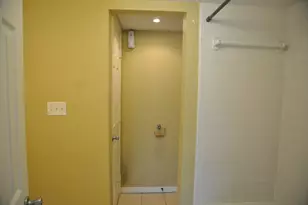 3754 Tanglewilde St, Houston, TX 77063 - Photo 26