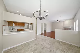 2255 Broadlawn Dr, Houston, TX 77058 - Photo 14