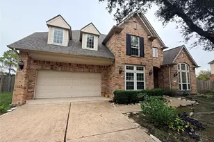 2403 Galleon Point Ct, Pearland, TX 77584 - Photo 2