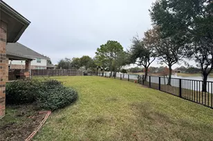 2403 Galleon Point Ct, Pearland, TX 77584 - Photo 30